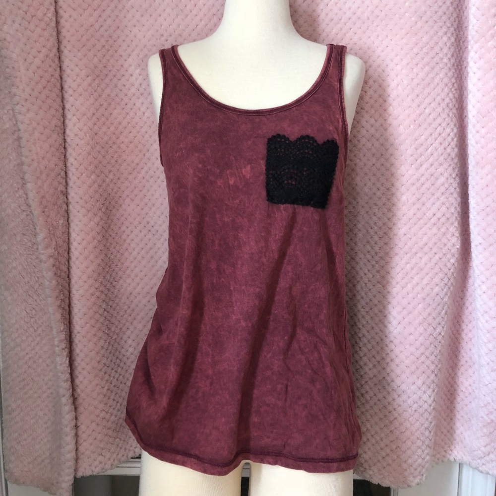 Lace pocket tank